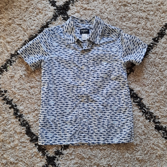 Boy's summer time tops short bundle - Picture 2 of 7